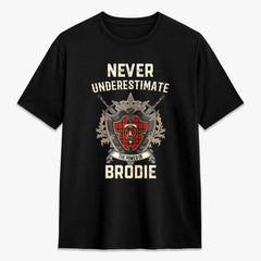 Brodie Modern Tartan Crest 2D T-shirt - Never Underestimate Style