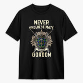 Gordon Modern Tartan Crest 2D T-shirt - Never Underestimate Style