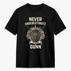 Gunn Weathered Tartan Crest 2D T-shirt - Never Underestimate Style
