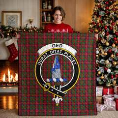 Ged Tartan Crest Quilt