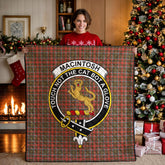 MacIntosh Hunting Weathered Tartan Crest Quilt