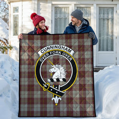 Cunningham Burgundy Dancers Tartan Crest Quilt