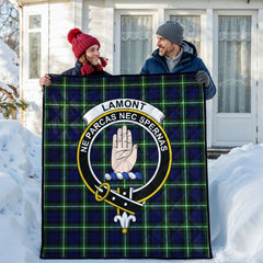 Lamont Modern Tartan Crest Quilt