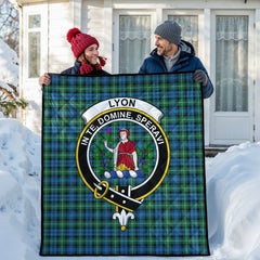 Lyon Tartan Crest Quilt