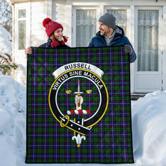 Russell Modern Tartan Crest Quilt