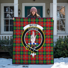Boyd Modern Tartan Crest Quilt