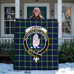 Lamont Modern Tartan Crest Quilt