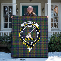McMillan Hunting Modern Tartan Crest Quilt