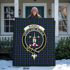 Russell Modern Tartan Crest Quilt