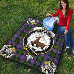 Blair Modern Tartan Crest Premium Quilt - Gold Thistle Style