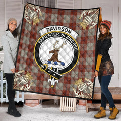 Davidson Dress Dancers Tartan Crest Premium Quilt - Gold Thistle Style