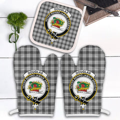 Douglas Grey Modern Tartan Crest Oven Mitt And Pot Holder (2 Oven Mitts + 1 Pot Holder)
