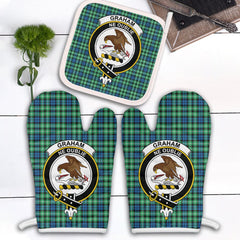 Graham Of Montrose Ancient Tartan Crest Oven Mitt And Pot Holder (2 Oven Mitts + 1 Pot Holder)