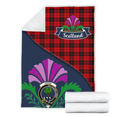 Hogg (or Hog) Tartan Crest Premium Blanket - Thistle Style