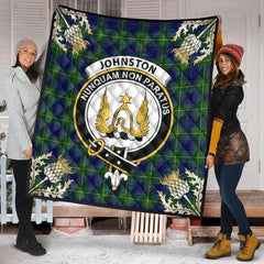 Johnston Modern Tartan Crest Premium Quilt - Gold Thistle Style