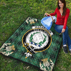 MacArthur Ancient Tartan Crest Premium Quilt - Gold Thistle Style