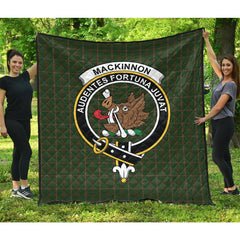 MacKinnon Hunting Tartan Crest Quilt