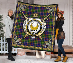 Arnott Tartan Crest Premium Quilt - Celtic Thistle Style