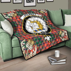 Stewart of Appin Ancient Tartan Crest Premium Quilt - Gold Thistle Style