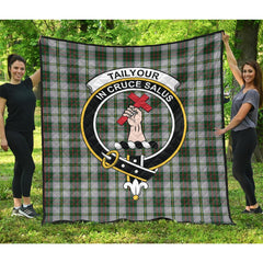 Taylor Dress Tartan Crest Quilt