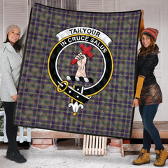 Taylor Weathered Tartan Crest Quilt