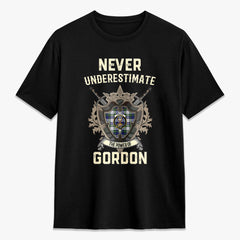 Gordon Dress Modern Tartan Crest 2D T-shirt - Never Underestimate Style