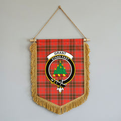 Grant Weathered  Tartan Crest Wall Hanging Banner - Wood Pole