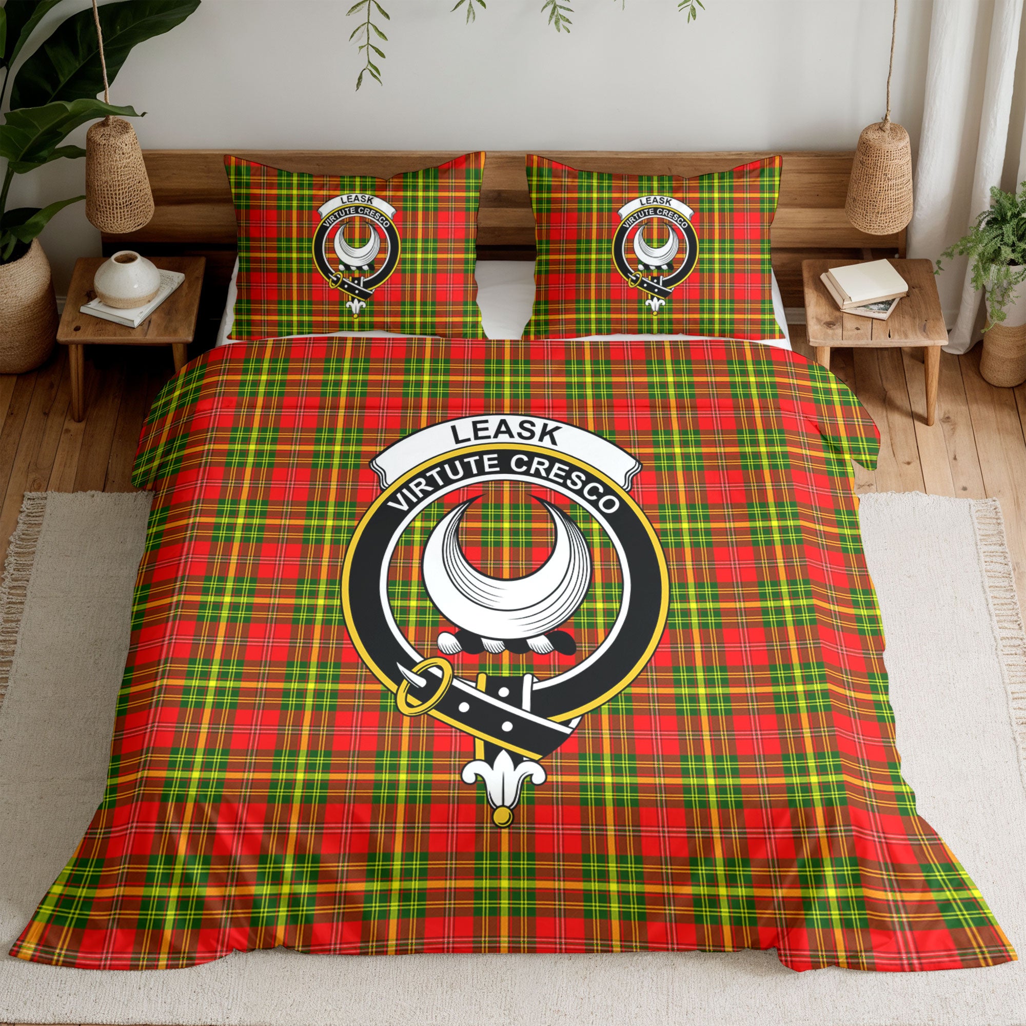 Leask Tartan Crest Bedding Set