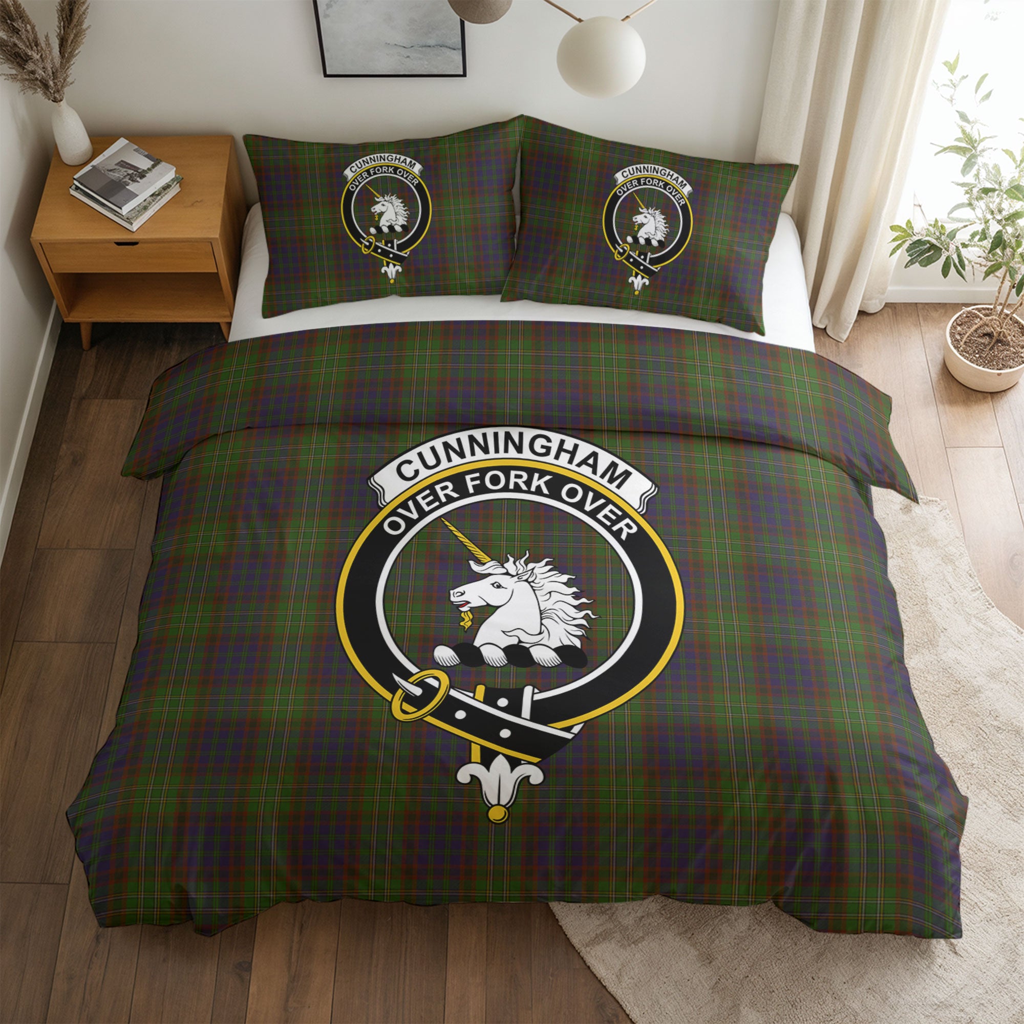Cunningham Hunting Modern Tartan Crest Bedding Set