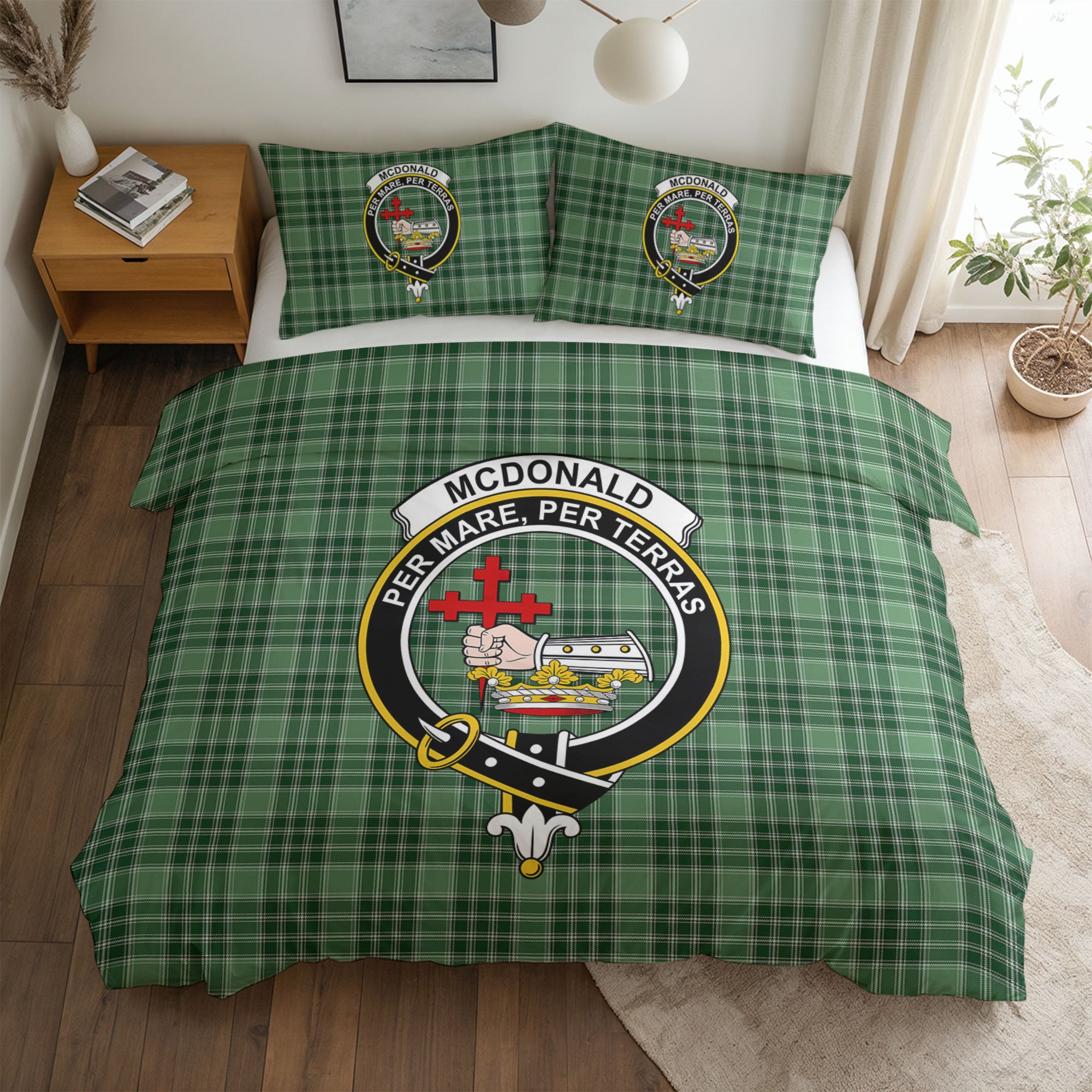 McDonald Lord of the Isles Hunting Tartan Crest Bedding Set