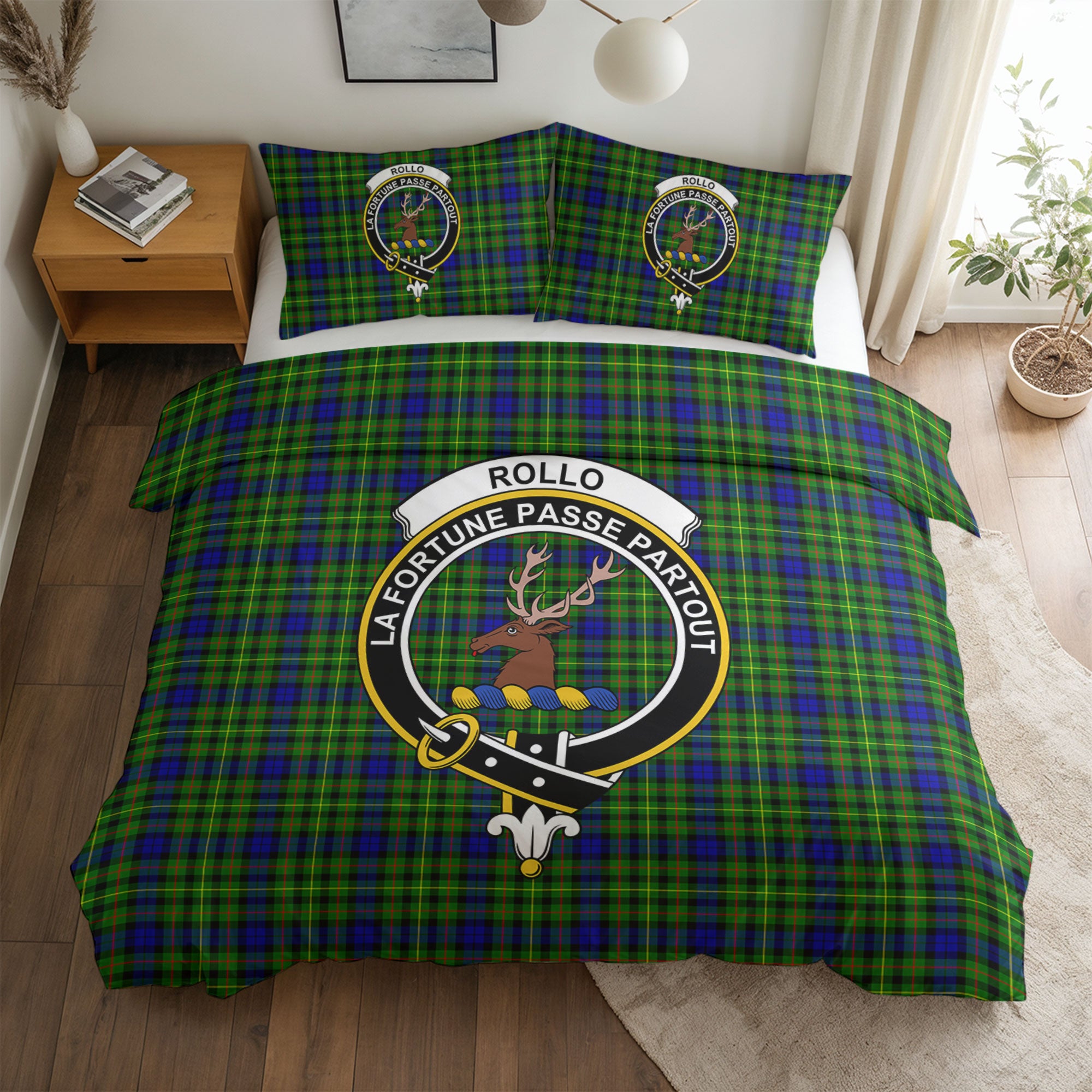 Rollo Modern Tartan Crest Bedding Set