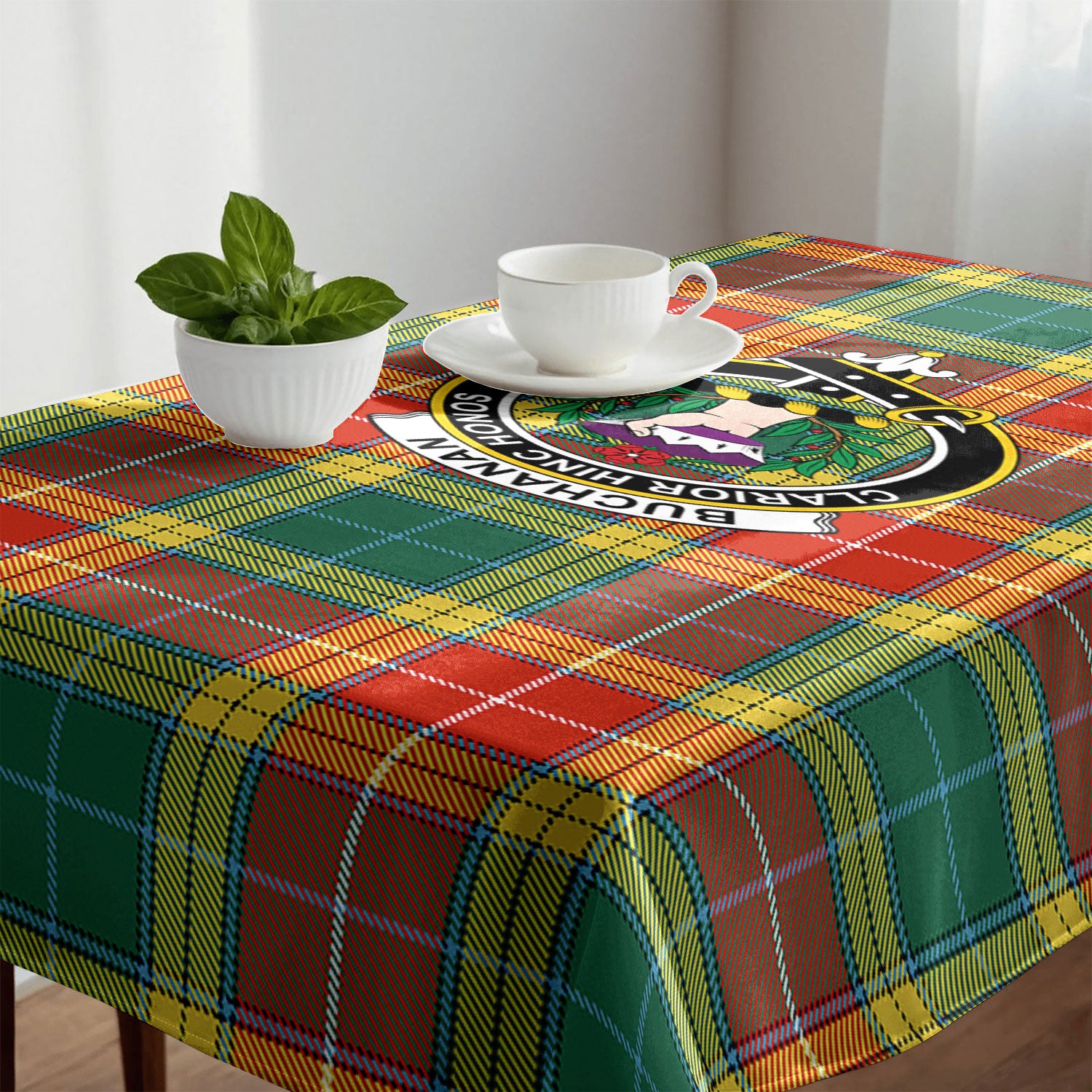 Buchanan Old Sett Tartan Crest Tablecloth