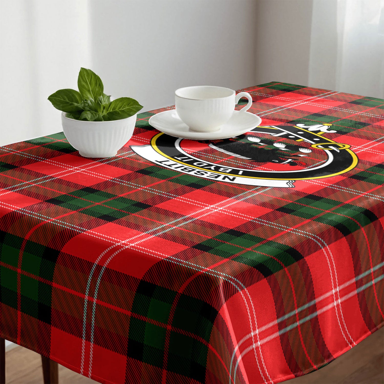 Nesbitt Modern Tartan Crest Tablecloth