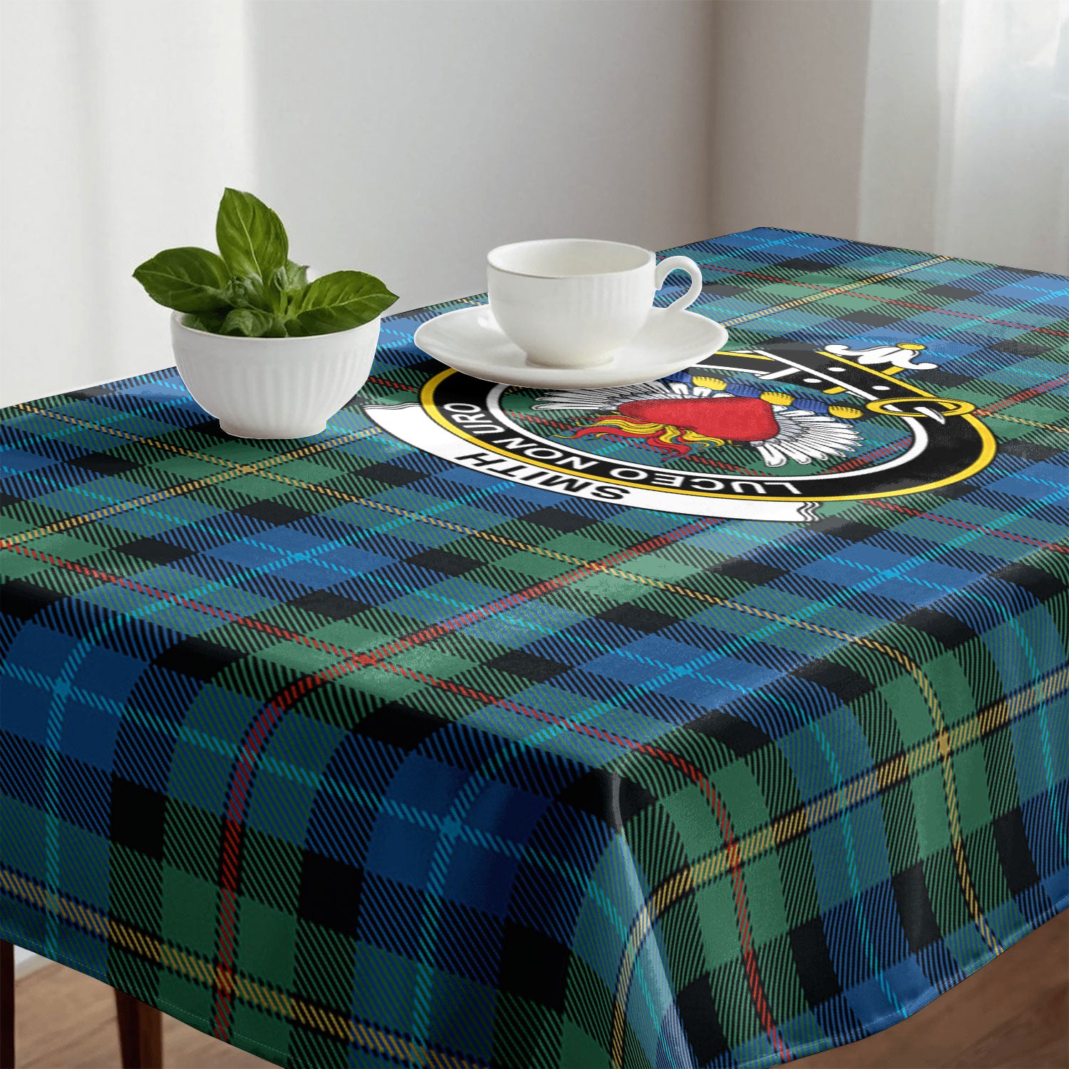Smith Ancient Tartan Crest Tablecloth