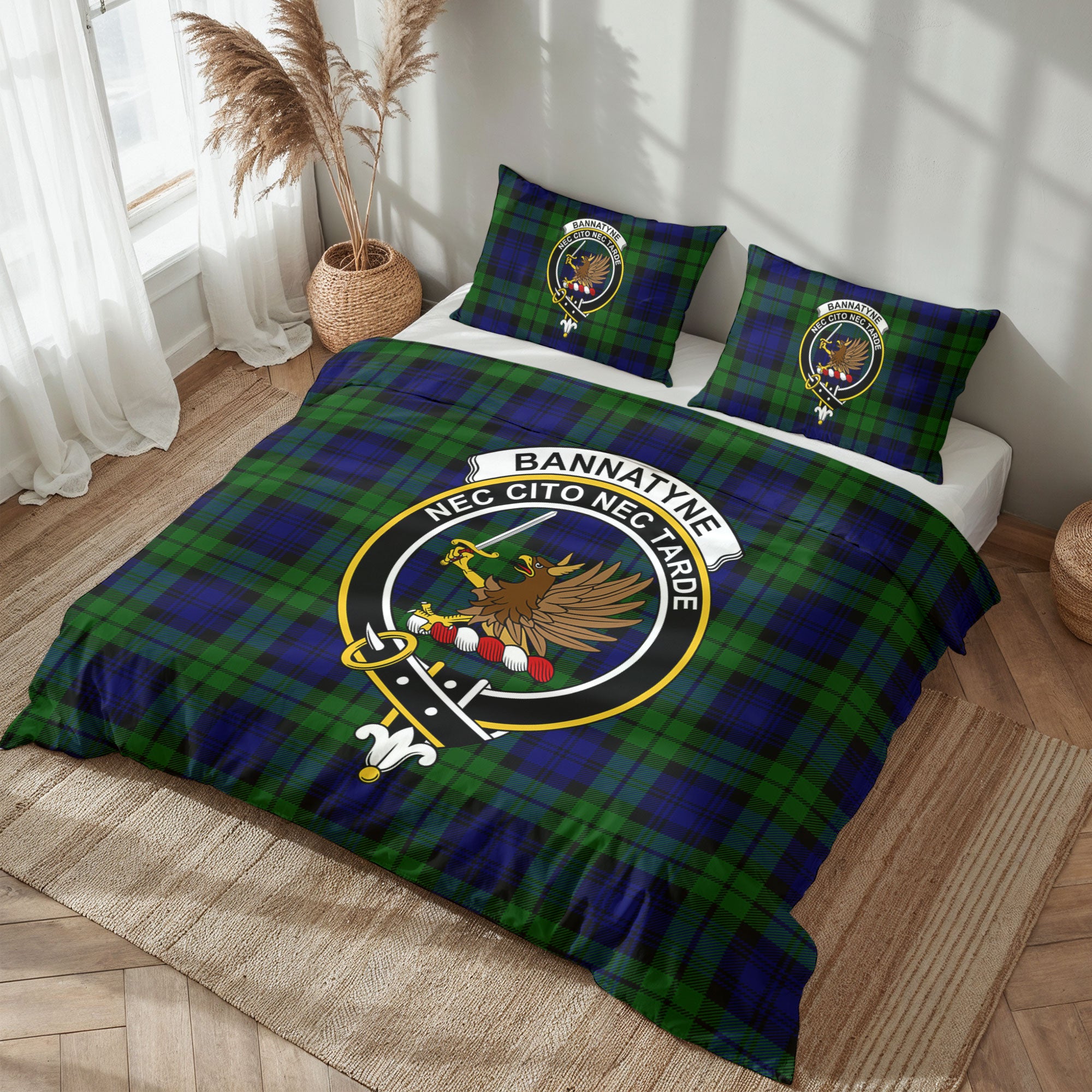 Bannatyne Tartan Crest Bedding Set