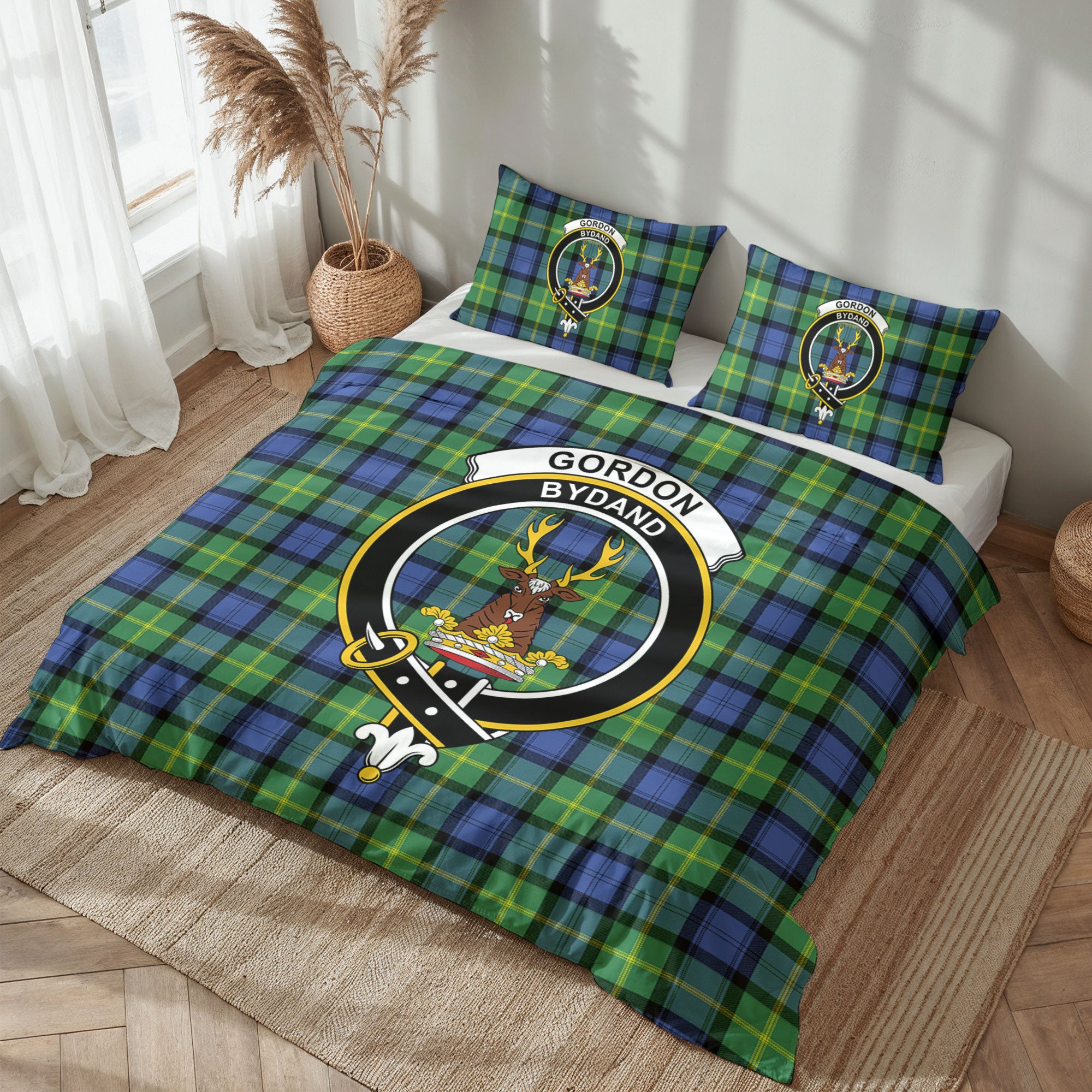 Gordon Old Ancient Tartan Crest Bedding Set