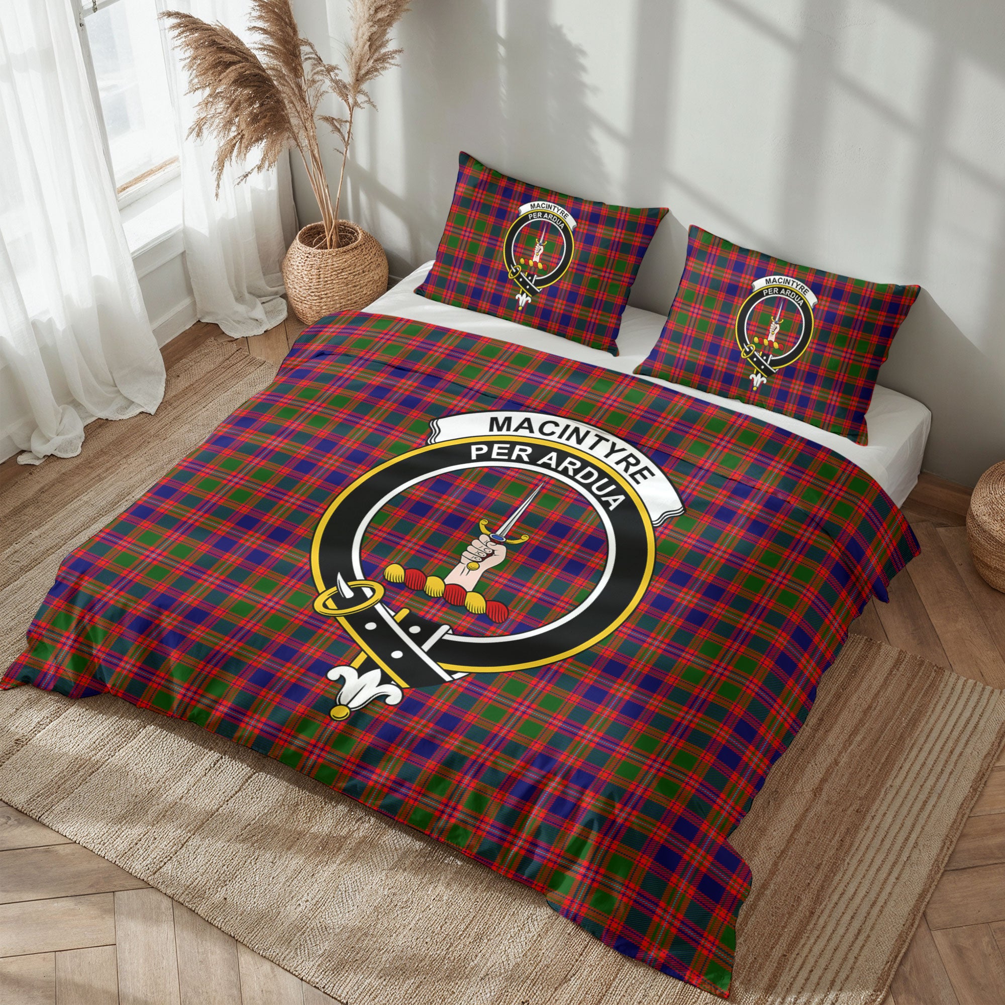 MacIntyre Modern Tartan Crest Bedding Set
