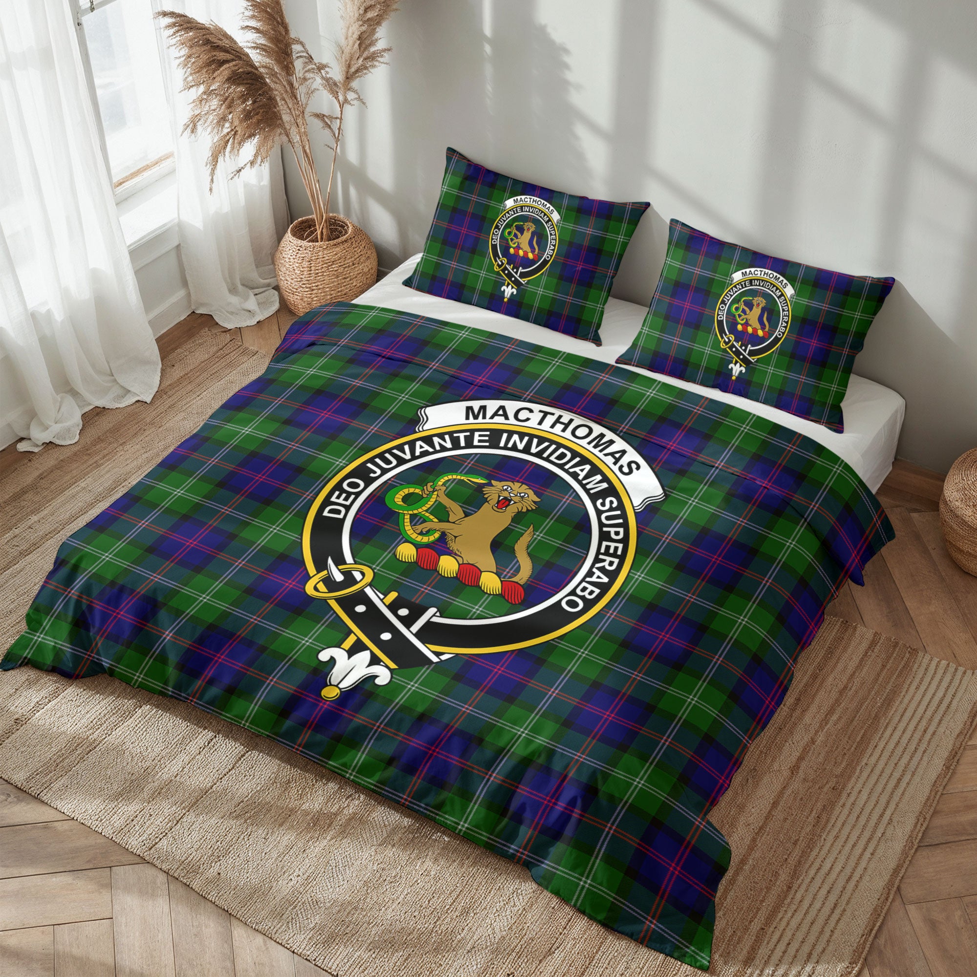 MacThomas Modern Tartan Crest Bedding Set