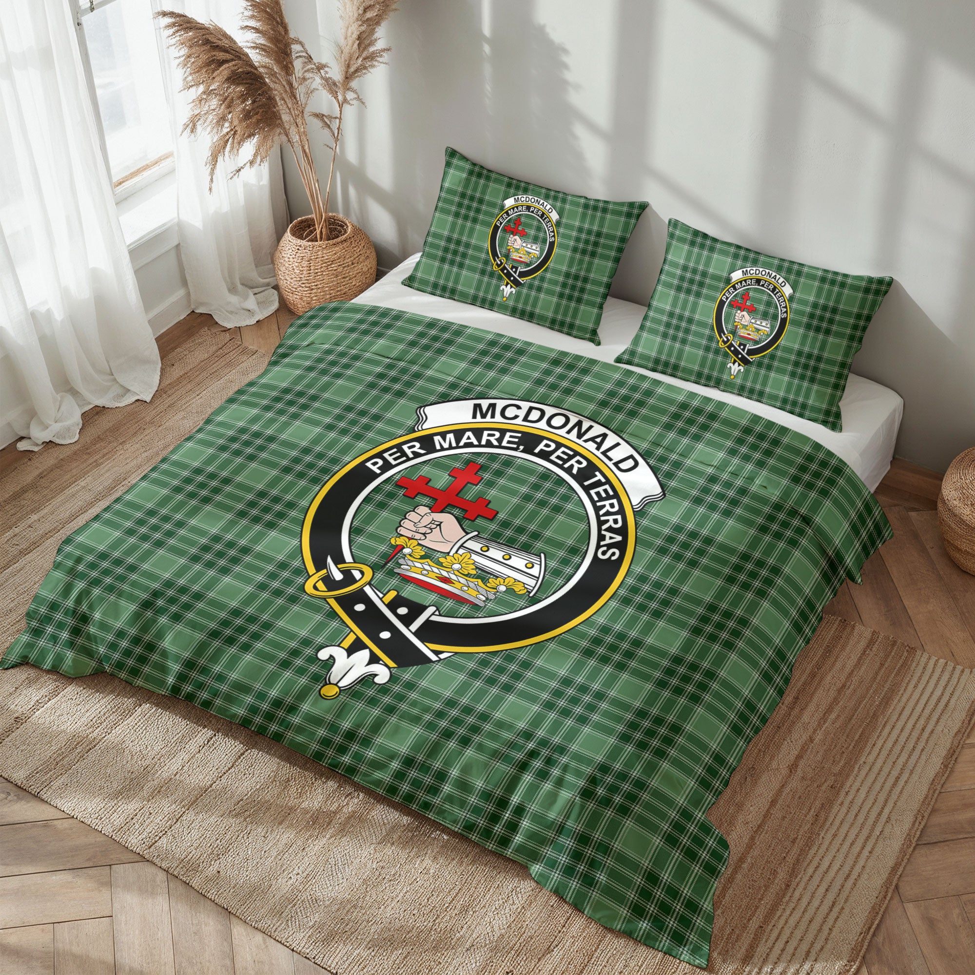 McDonald Lord of the Isles Hunting Tartan Crest Bedding Set