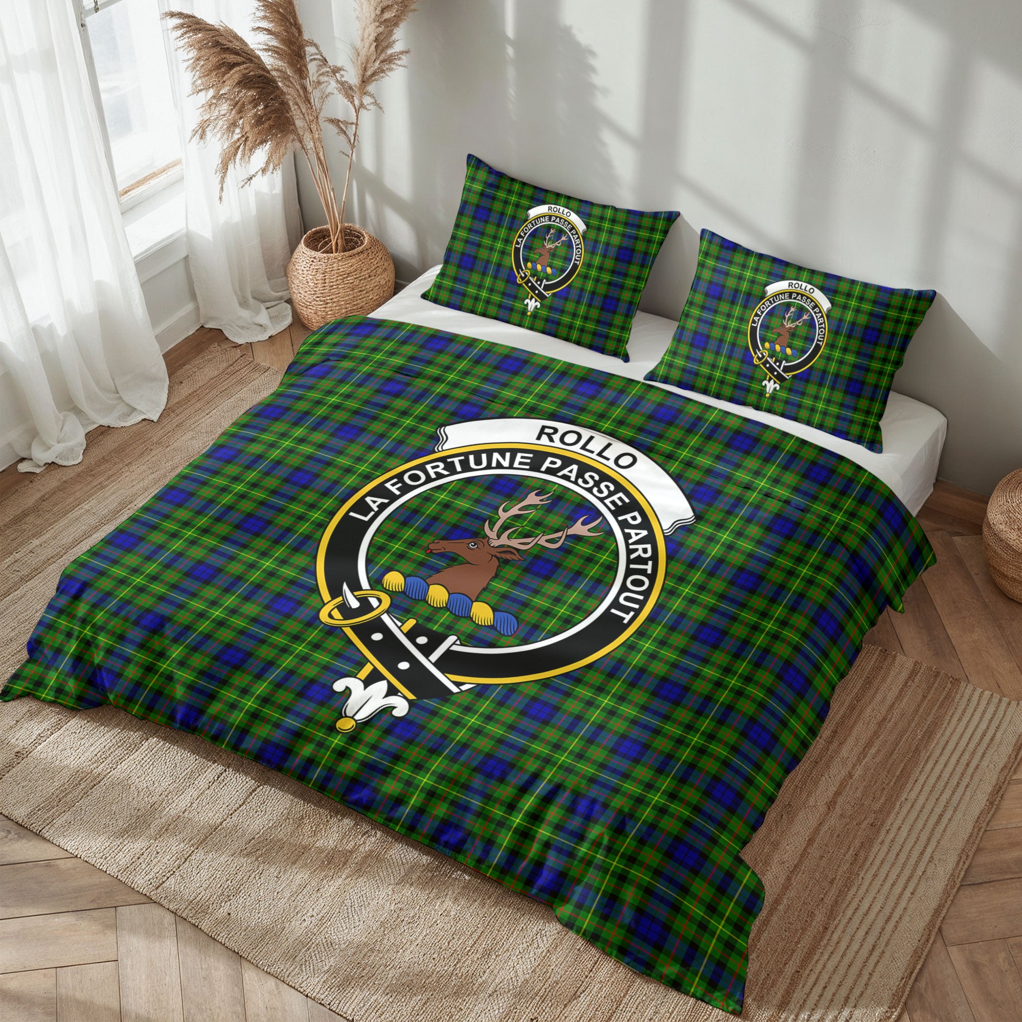Rollo Modern Tartan Crest Bedding Set