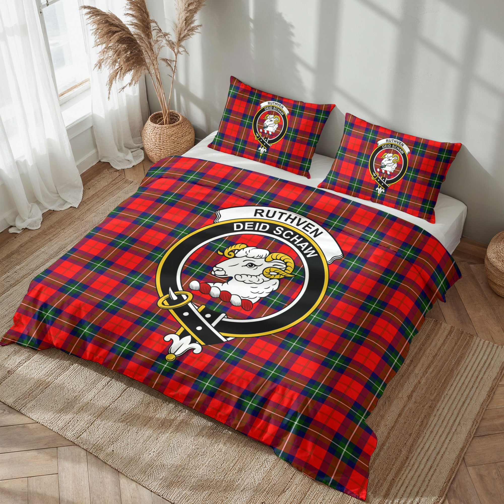Ruthven Modern Tartan Crest Bedding Set