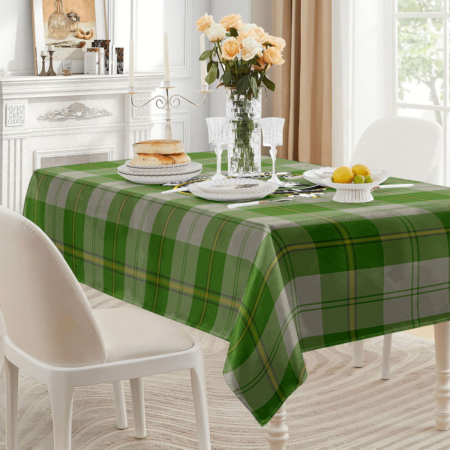 Cunningham Dress Green Dancers Tartan Crest Tablecloth