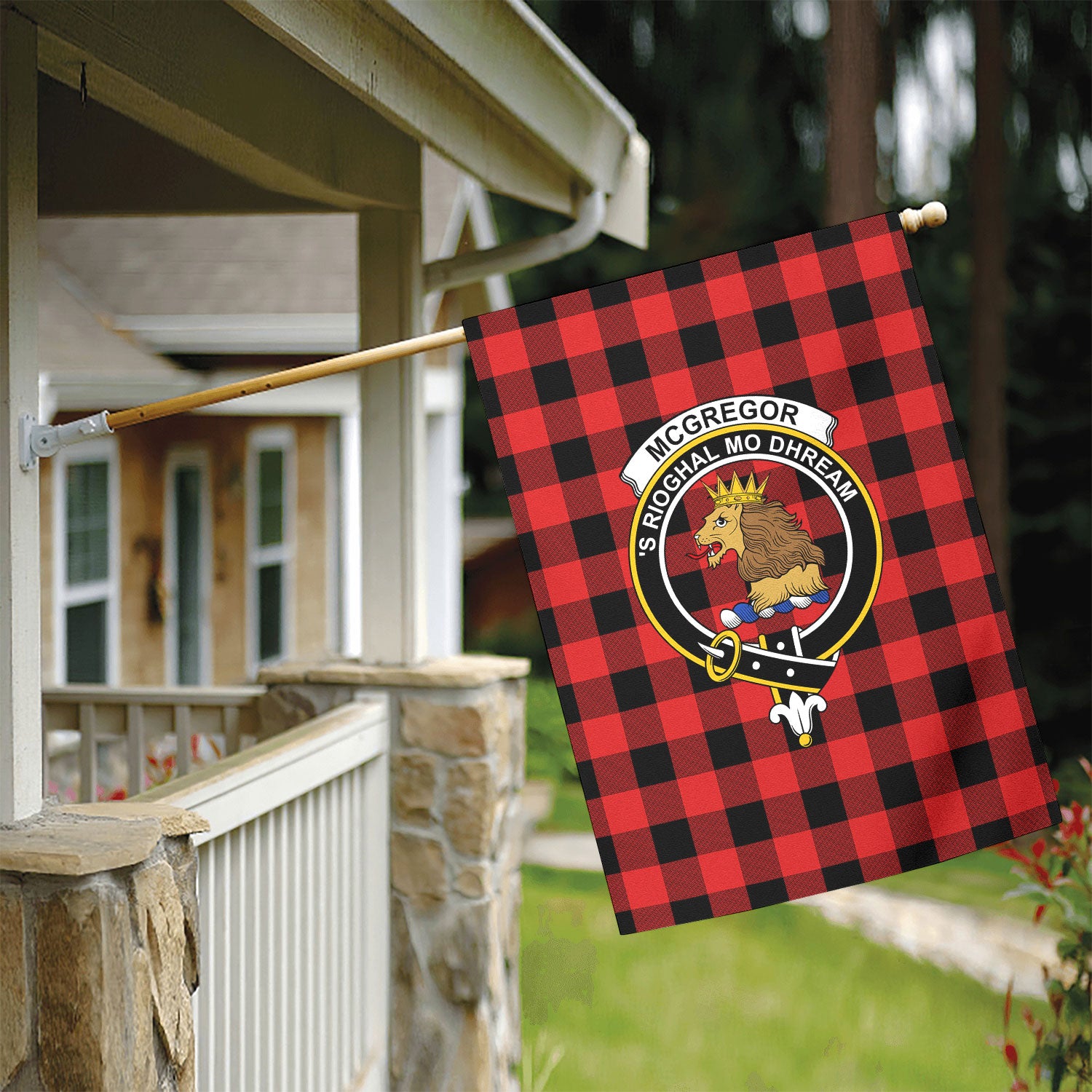McGregor Rob Roy Modern Tartan Crest Garden Flag