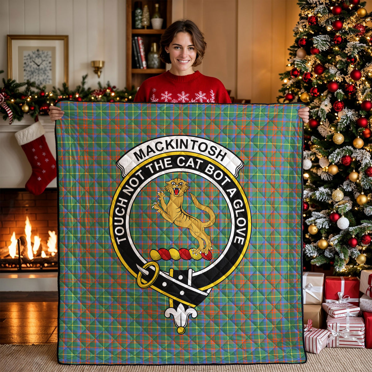 MacKintosh Hunting Ancient Tartan Crest Quilt