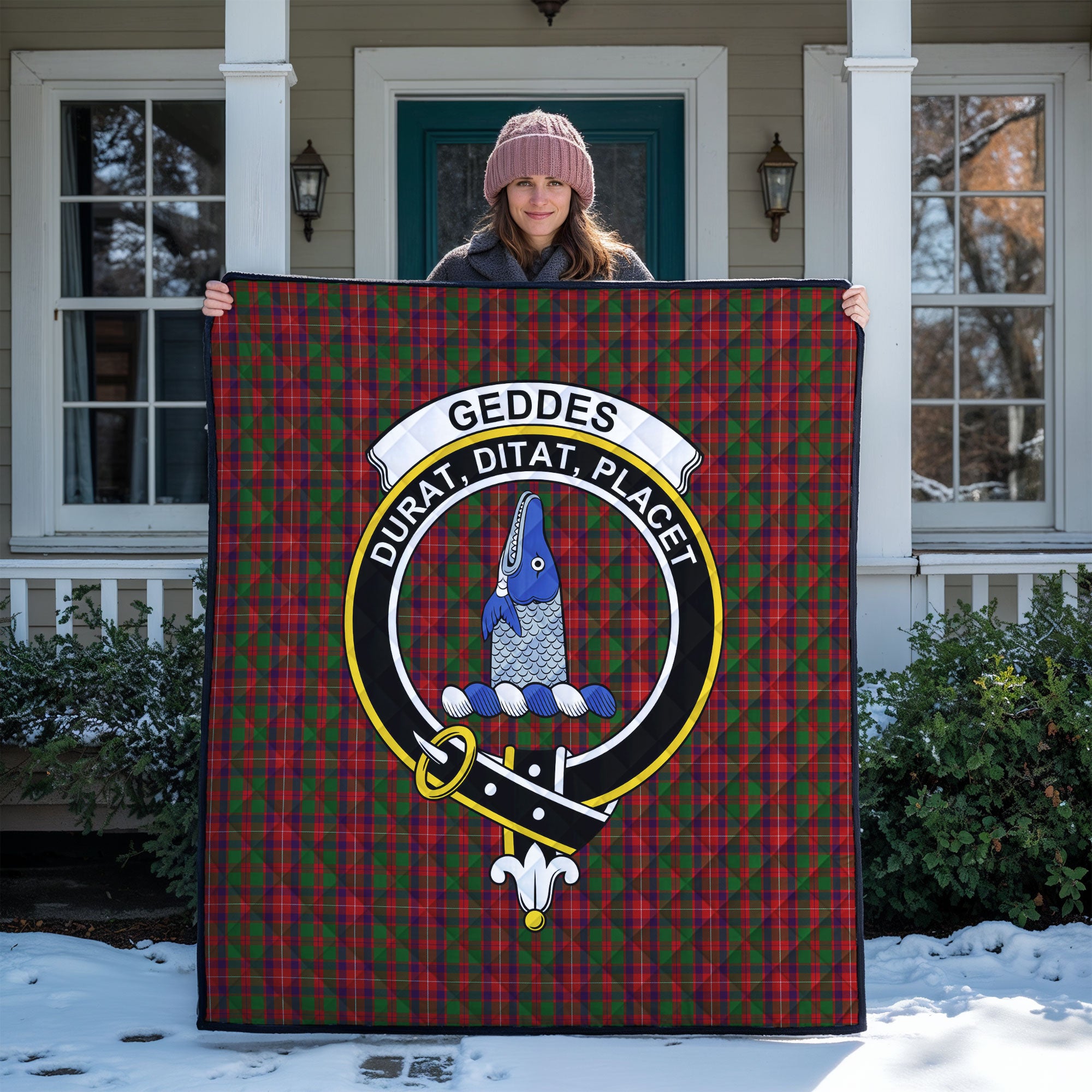 Geddes Tartan Crest Quilt
