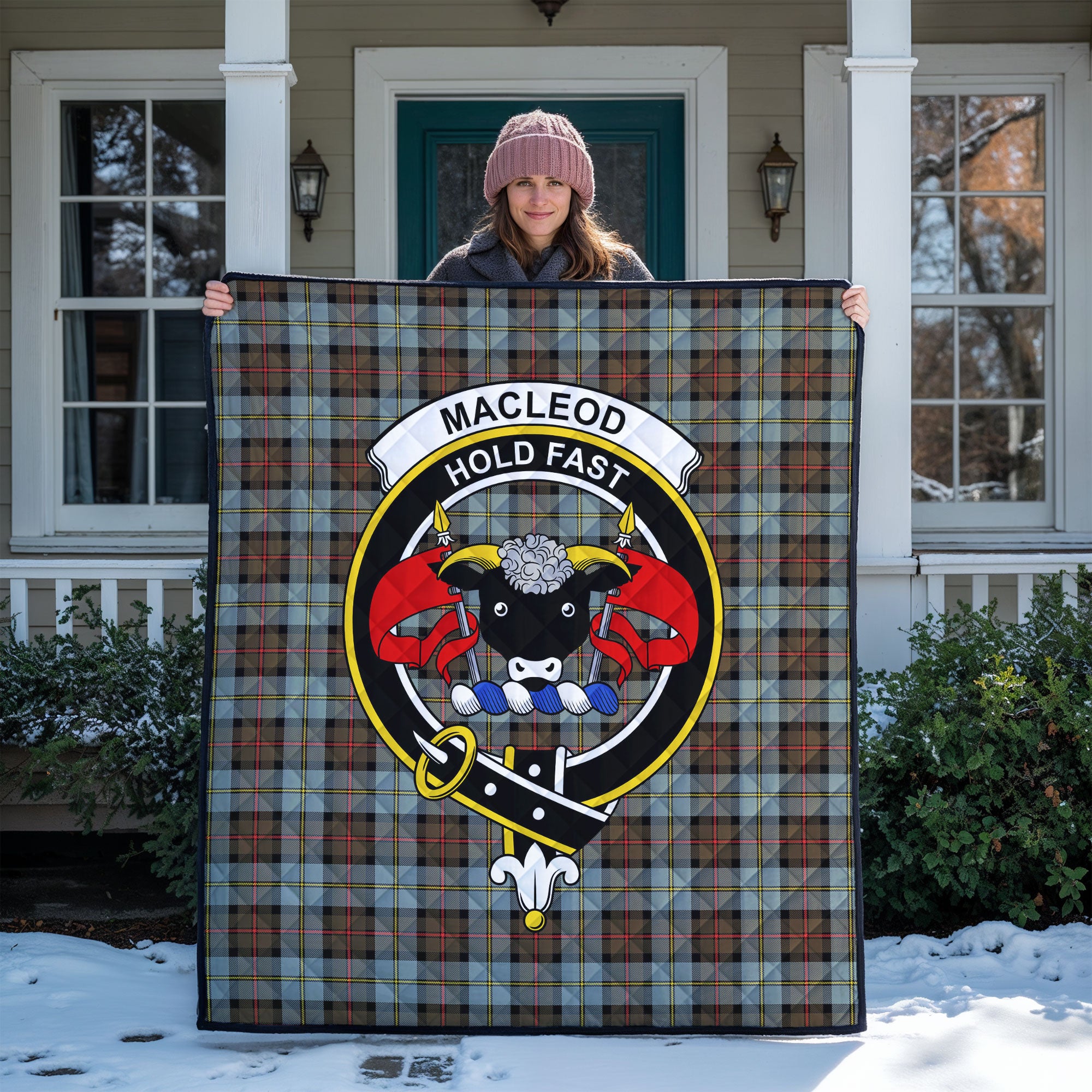 MacLeod of Harris Weathered Tartan Crest Quilt