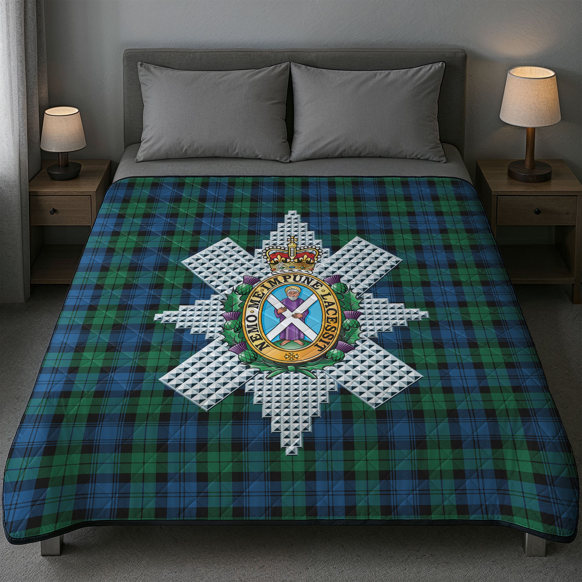 Black Watch Ancient Tartan Crest Quilt