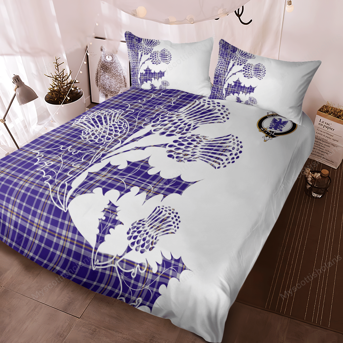 Ochterlony Tartan Crest Bedding Set - Thistle Style