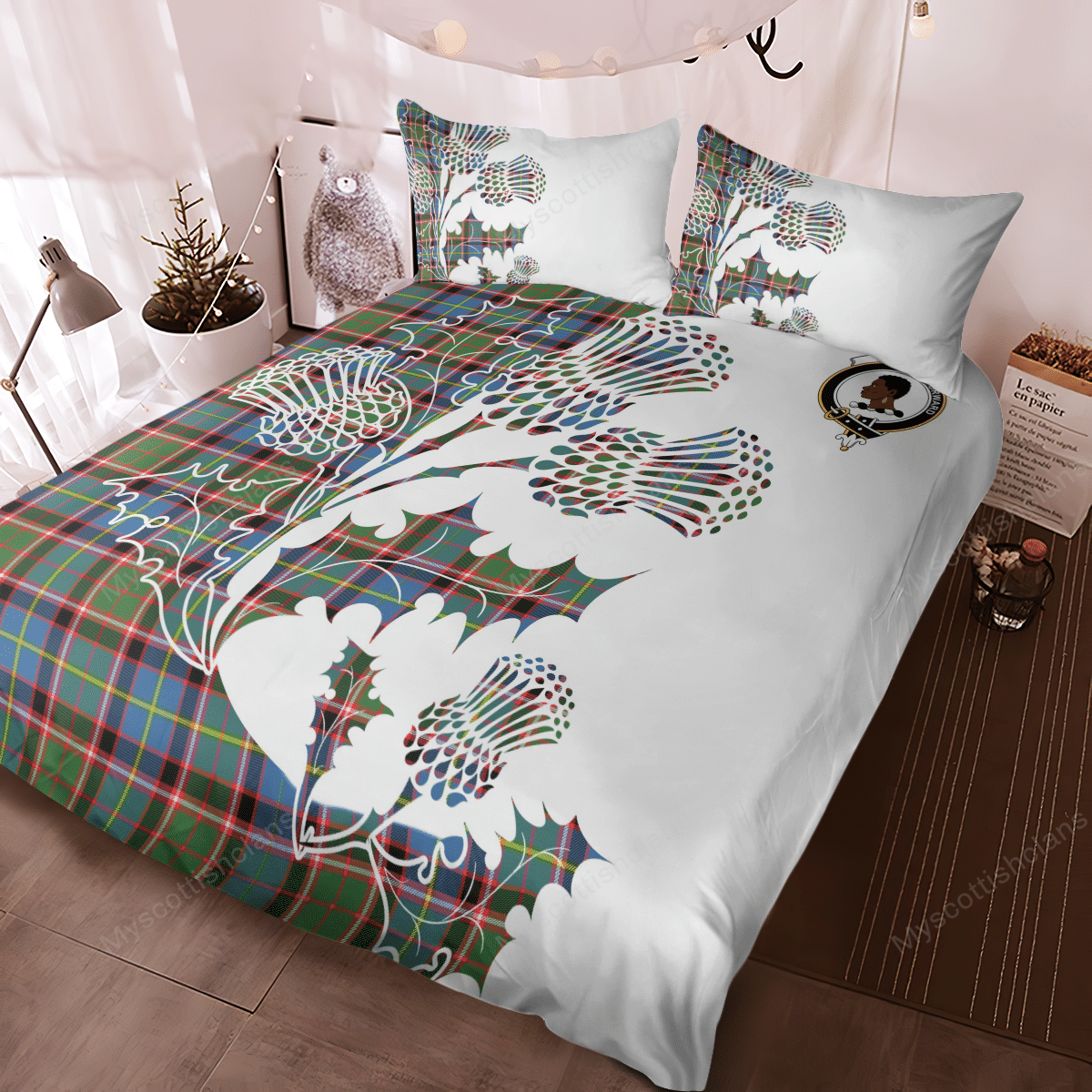 Stirling (of Keir) Tartan Crest Bedding Set - Thistle Style