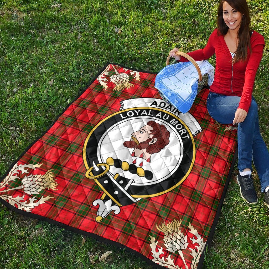 Adair Tartan Crest Premium Quilt - Gold Thistle Style